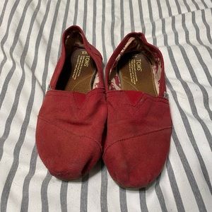 Red Toms